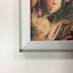 LEDライトパネルの安全対策