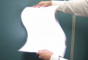 紫外線ゼロで柔軟なELシート